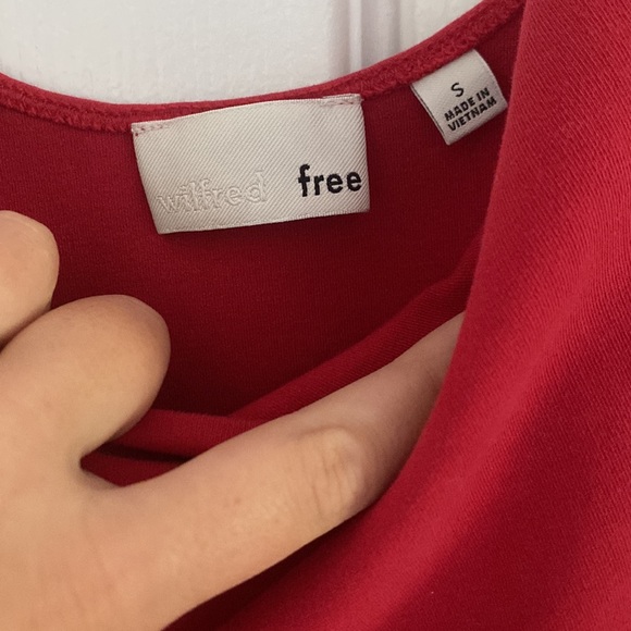 Wilfred free red bodysuit - Picture 2 of 2